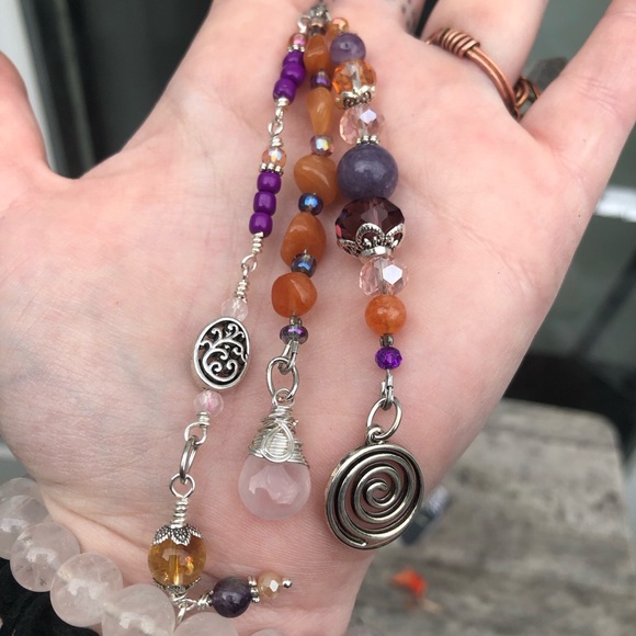 Red Aventurine Rose Quartz Mixed Crystal Gemstone Beaded Purse Charm Keychain - Picture 7 of 17